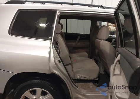 2011 Toyota Highlander Base V6 z USA, uszkodzony, nr VIN 5TDBK3EH4BS052623